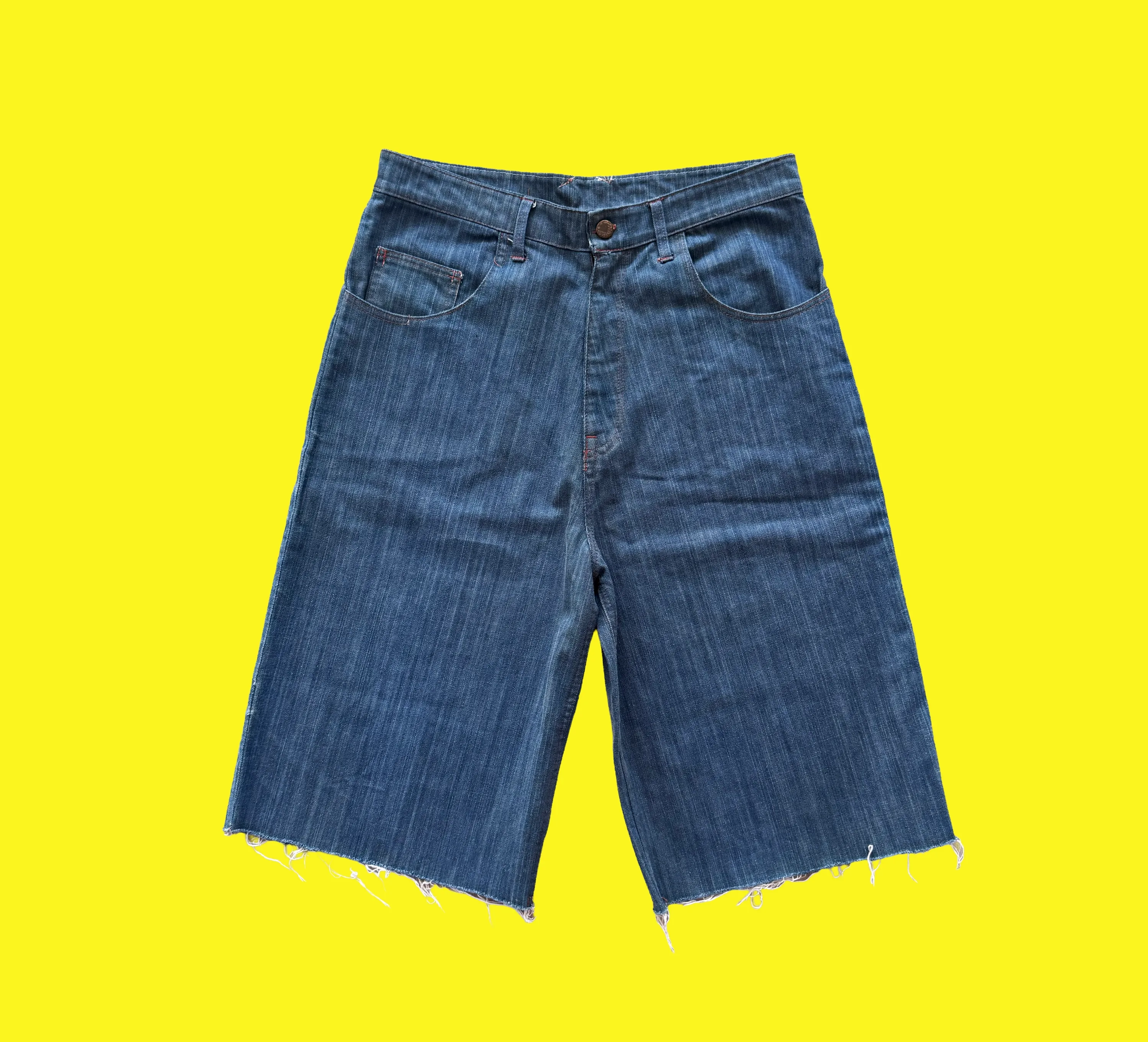 WTOTUTFA shorts